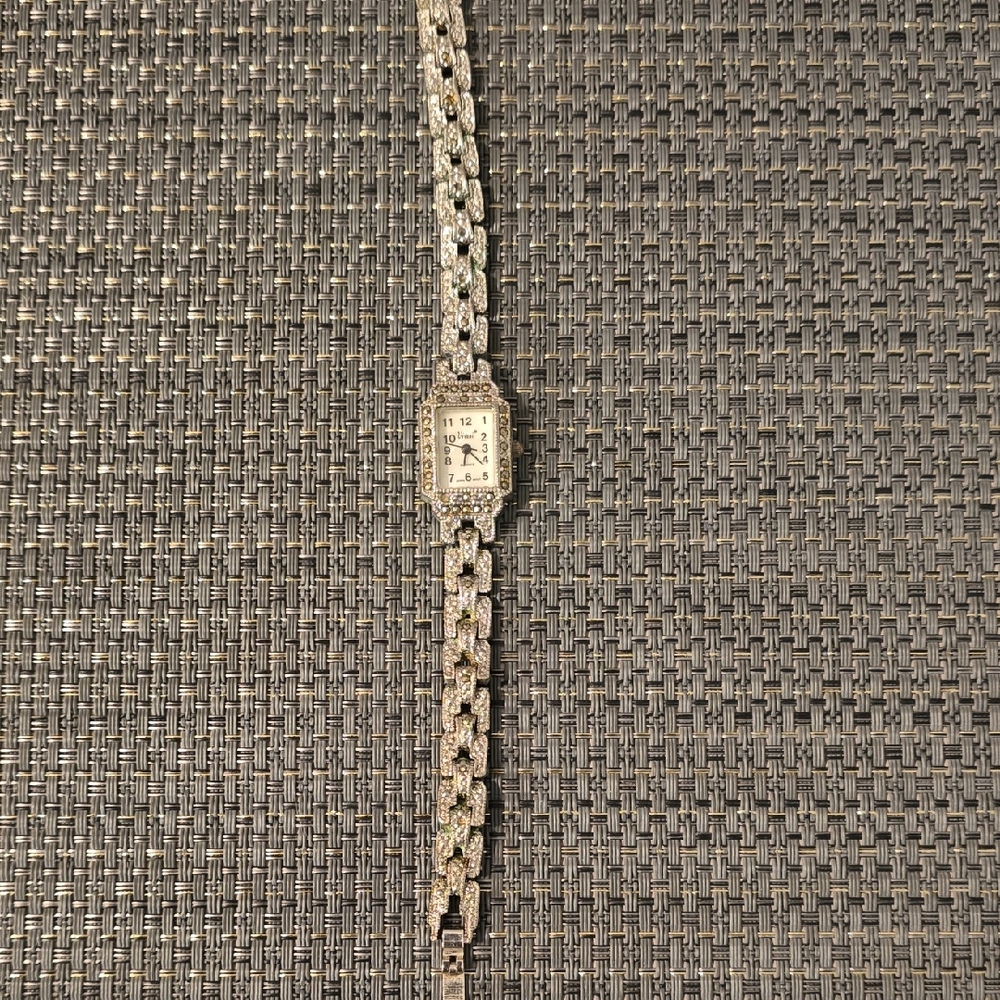 Vivani Elegant Silver Women's Watch